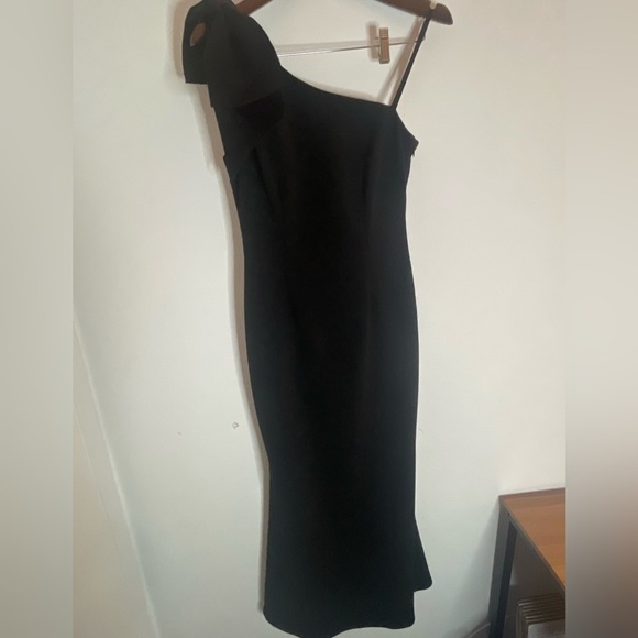 Eliza J One-Shoulder-Bow-Detail Gown Size 4 - Picture 6 of 6